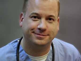 Vet Answers Pet Questions on Radio Show