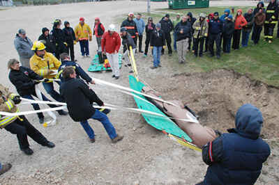 First Responders Learn How to Rescue Large Animals