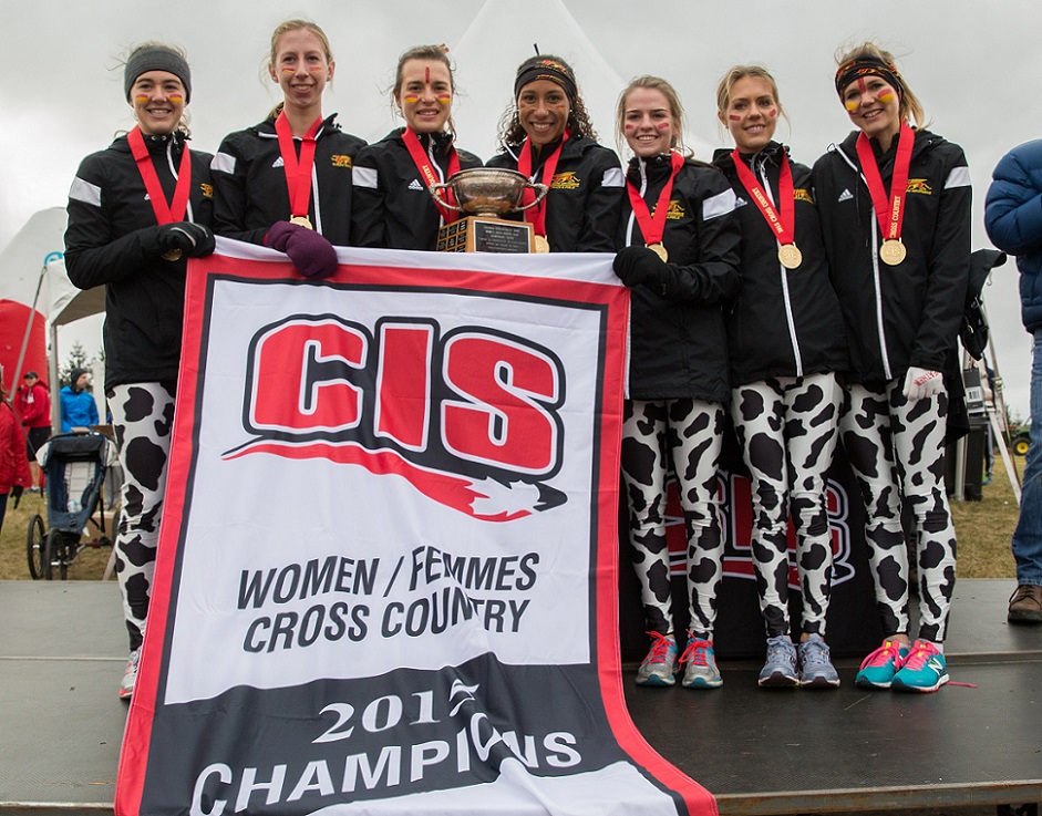 Women’s CrossCountry Team Captures CIS Title, Men Place Second U of