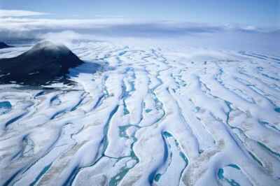 Bondar Shares Space Flight-Inspired Vision of Earth in New Exhibit