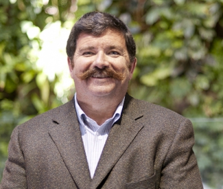 Glenn Hanna headshot, smiling