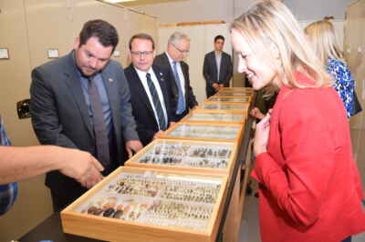 U of G Research Projects Get $2.5 Million From Province