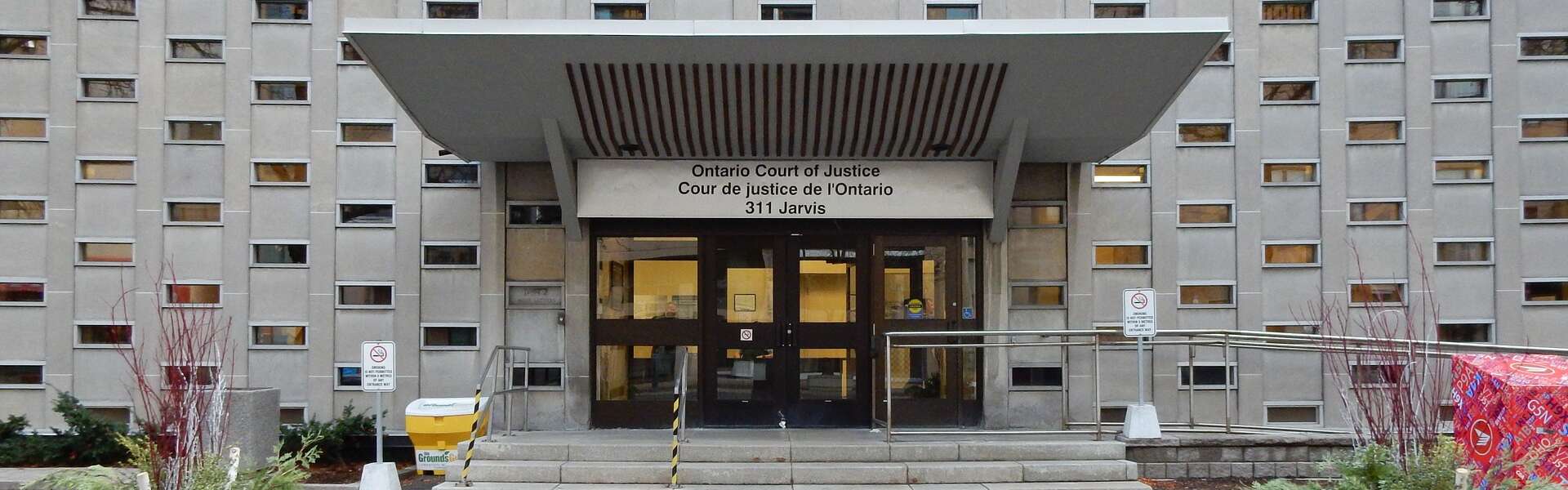 The entrance to an Ontario Court of Justice.