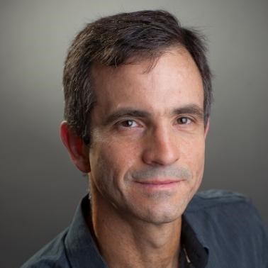 Dr. Alejandro Marangoni headshot